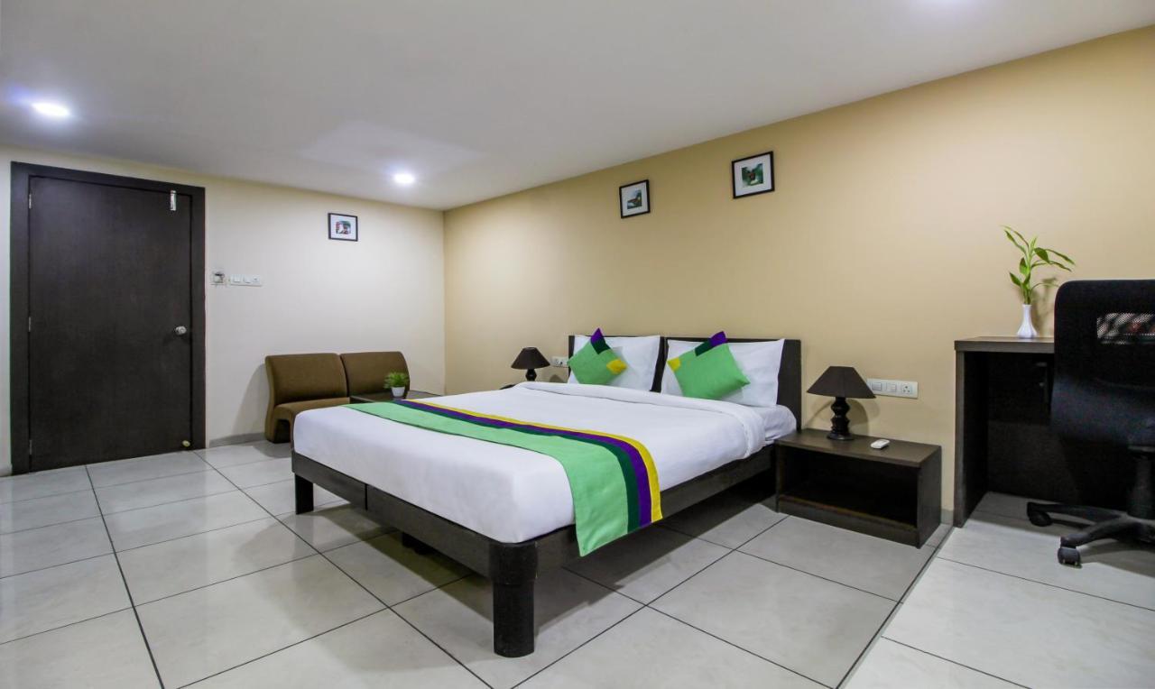 Treebo Trend La Paradise, Pune Exterior photo